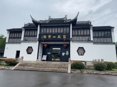 -灵岩山风景区