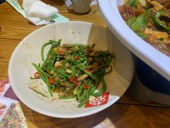 -黄泥岗·地道湖北菜(奥特莱斯店)