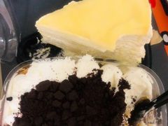 -幸运盒子网红蛋糕房(民族路店)