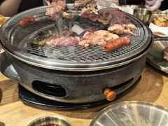 -青瓦餐厅·生鱼片·韩园烤肉(西塔店)