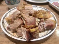 龟兹烤羊腿-清真·玛丽亚新疆菜主题餐厅(浙江中路店)