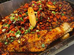 -江边城外烤全鱼(世茂广场店)