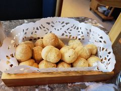 -三人行·骨头王火锅(浙江路店)