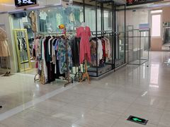 -鲁邦国际风情街(麦世达韩国精品百货店)