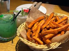 -味德西餐音乐酒吧 Wade's Bar&Grill