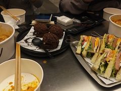 -W COLLECTIVE  DESSERT SHOP