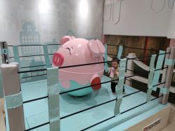 -多多淘儿童体验中心(重庆来福士店)