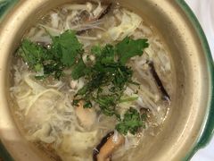 -Hoang Yen Vietnamese Cuisine