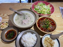 -叁煨蹄花·下饭盐帮菜(人民广场店)