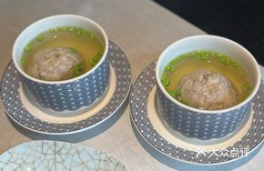 Lotus-Leaf Steamed Pork Meatballs