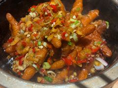 石锅香辣鸡爪-新太二·鲜料川菜(晶耀前滩店)