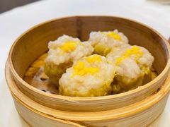 蟹黄干蒸烧卖-白天鹅宾馆-宏图府餐厅