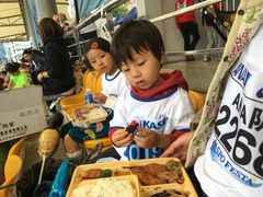 -卢湾体育场-停车场