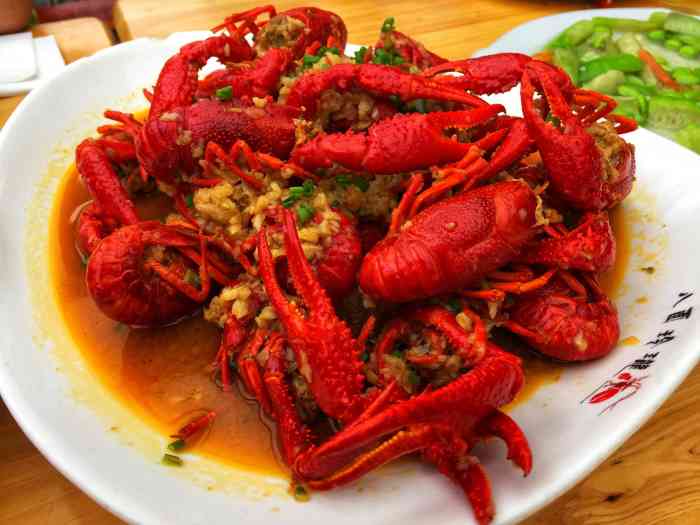 八面玲珑龙虾坊(洪德路店)-"对于口感是非常满意的 但是对于服务真的