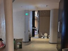 -涨巢·潮玩水疗局