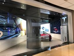 -TESLA 特斯拉(上海太古汇体验店)
