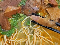-金杨拉面王小吃面馆·牛三宝面·红烧牛肉粉