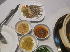 -天宜隆蘑菇宴火锅(石景山旗舰店)