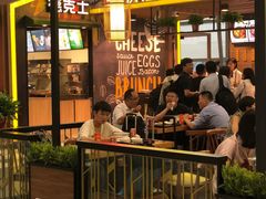 -陕西名小吃(T3航站楼一店)