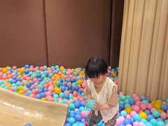 -水桶王国主题餐厅·聚会·生日派对·亲子活动·家庭套餐(亚龙湾希尔顿店)