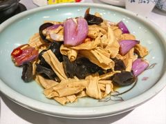 -围龙屋客家食府(福田店)