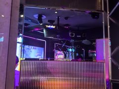 -温莎KTV(珠江路店)
