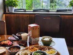 -包整·丝娃娃(甲秀楼景观店)