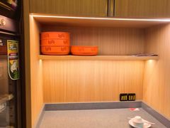 -小鱼小牛(世欧广场店)