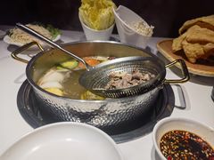 -犇鼎牛潮汕牛肉火锅(新辰里学清路店)