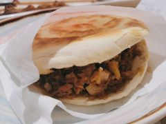 -秦䩊会·陕西biangbiang面(畹町路店)