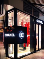 -Chanel