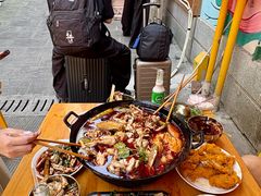 -鸿顺老铁锅美蛙鱼府(解放碑店)