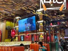 大堂-鸣记脆皮烤鱼·海鲜烤鱼(亿合城店)