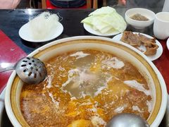 -烧哥美蛙肥肠鱼火锅·十五年社区店
