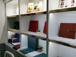 -亲吻宝贝儿童摄影