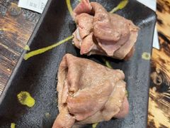 大脸兄弟火烧牛寿司-小川洋风料理(汉街店)