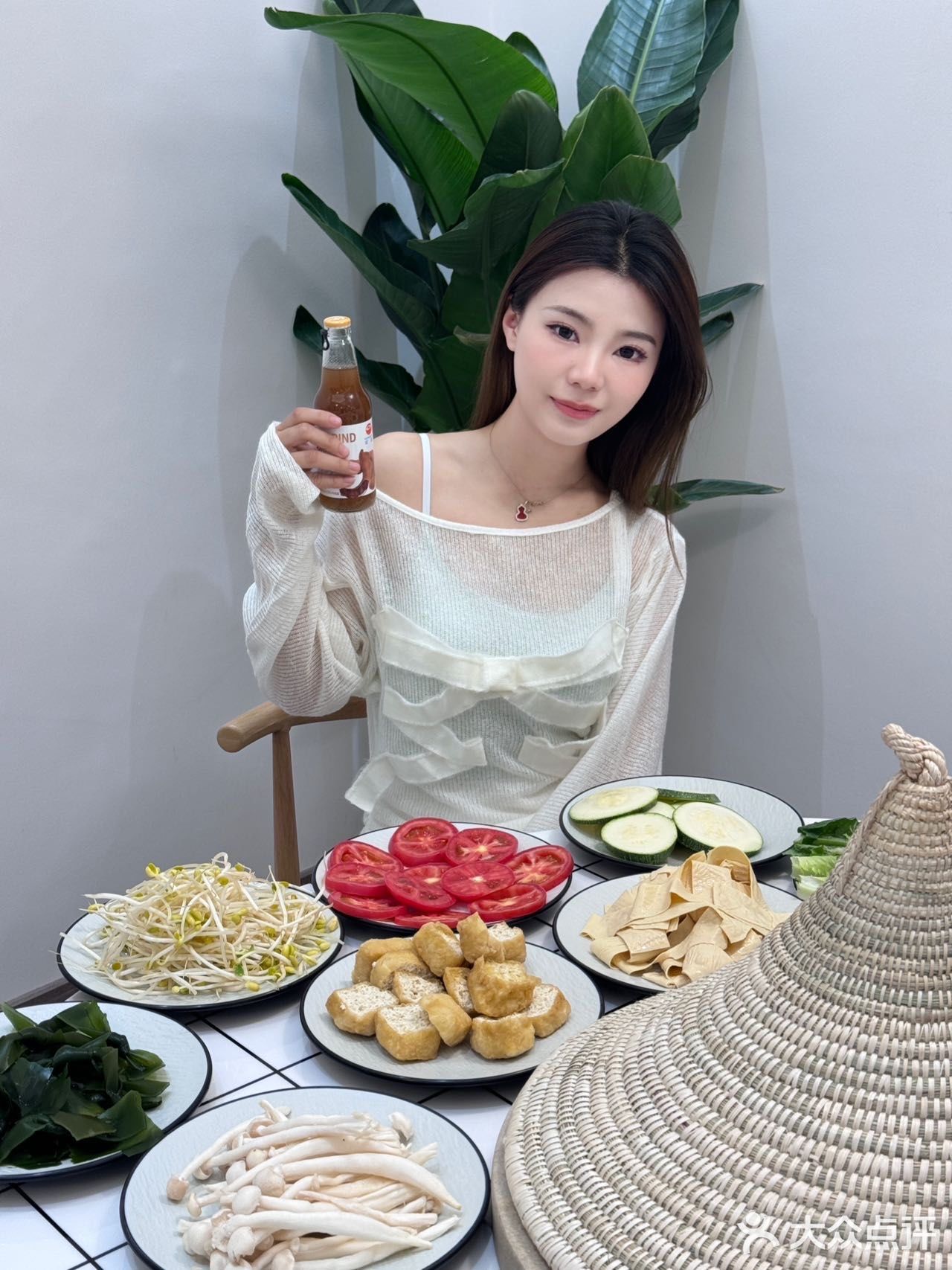 澄江竟然鸳鸯锅石锅鱼. 和朋友吃过很多次石锅鱼