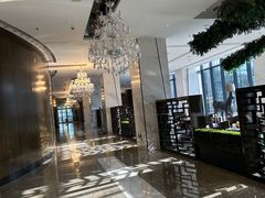 -上海虹桥西郊假日酒店