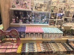 -猫的天空之城概念书店(杭州南宋御街店)