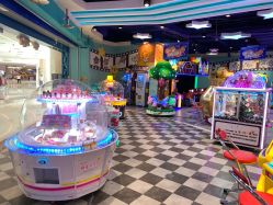 -LuckyStar幸运星家庭娱乐中心(东莞国贸店)