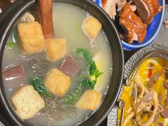 -古都历食南京菜·烤鸭·鸭血粉丝·汤包(南京博物院店)