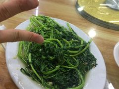 蒜蓉通心菜-长平肥姐白粥·海鲜打冷
