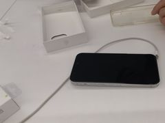 -Apple授权专营店(五彩城店)