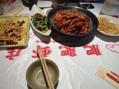 -肥肥虾庄·金牌油焖大虾(杨园滨江时代walk店)