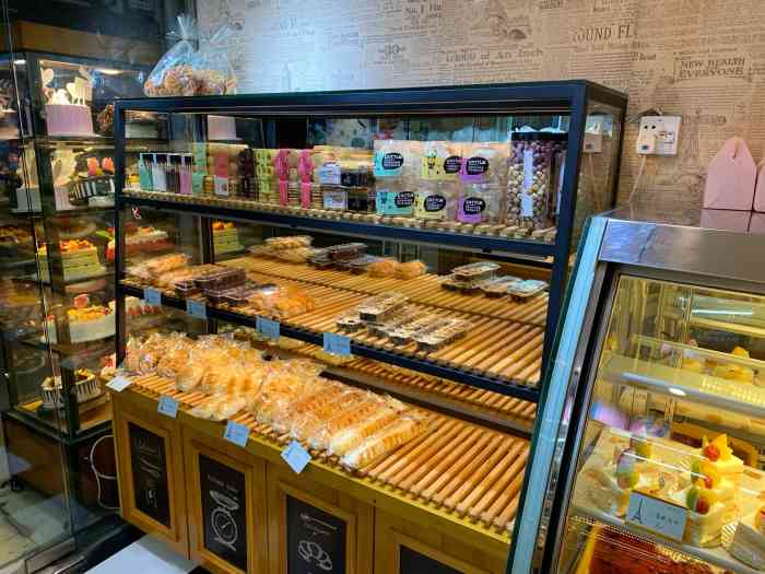 麦可蛋糕-"第一次过来 吃得好饱 我就喜欢找学校附近.