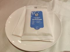 餐具摆设-尘香•传统川菜(创汇首座店)