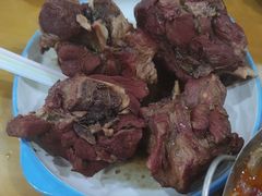 -鹤乡东北菜(崮山路店)