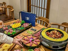 -青瓦餐厅·生鱼片·韩园烤肉(西塔店)