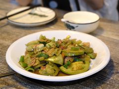 青番茄炒腊肉-邵老爹老杭州白斩鸡·家常菜(建国北路店)