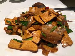 香干小炒肉-悦融琥珀·京鲁菜·海味珍品(西单店)